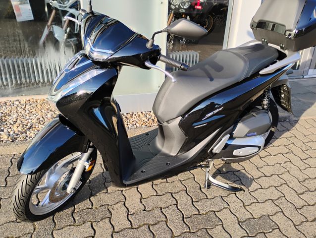 Honda SH 150 Ideal fürs Wohnmobil,sehr gepflegt!3.790 €